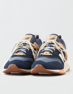 New Balance Men's 997H Sneaker