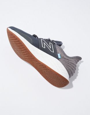 Мужские кроссовки American Eagle New Balance Men's Fresh Foam Roav T-Shirt Sneaker — фото 4