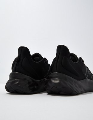 mens new balance roav black