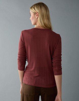 T-shirt cuello henley de mangas largas AE