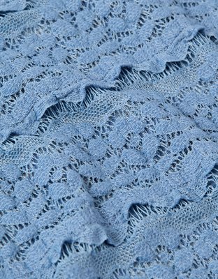 Justaucorps avec dentelle à col cheminée et manches longues AE