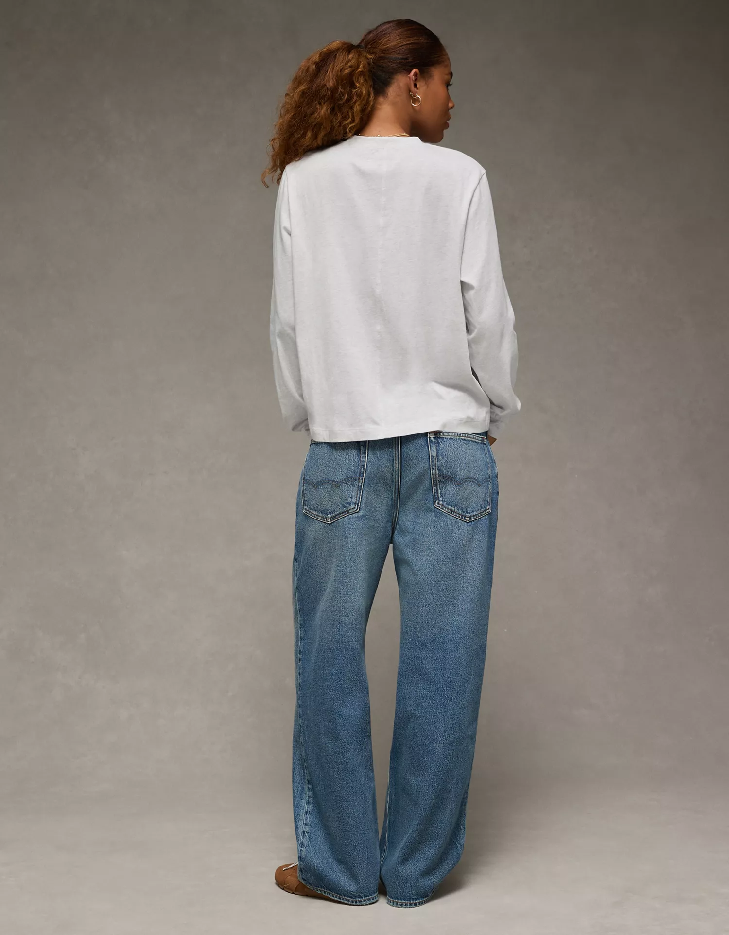 AE Everyday Luxe Long Sleeve T-Shirt - thumbnail 2