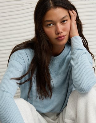 AE Long Sleeve Plush Crew Neck Top