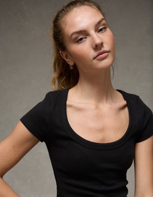 AE Scoop Neck Hey Baby Tee