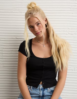 AE Playera Corta de Tejido Calado con Botones