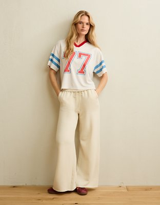 AE V-Neck Americana Graphic Mesh T-Shirt