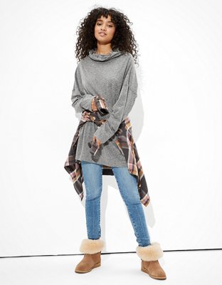 AE Long Sleeve Mock Neck T-Shirt