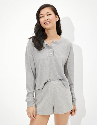 AE Cropped Long-Sleeve Henley T-Shirt