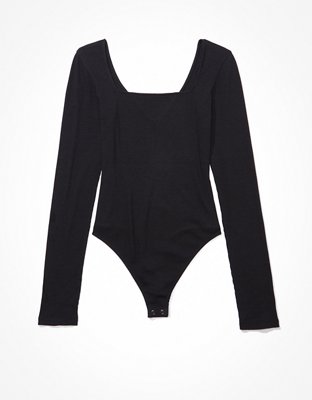 AE Body manga larga con cuello cuadrado