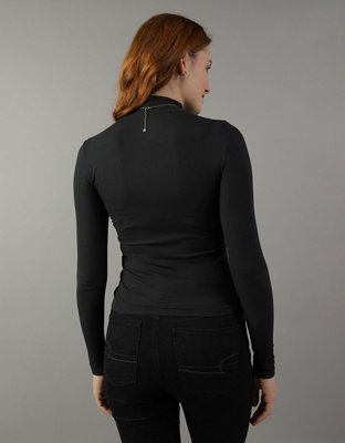 Женские футболки American Eagle AE Long-Sleeve Cropped Hey Baby Mock Neck Tee — фото 2