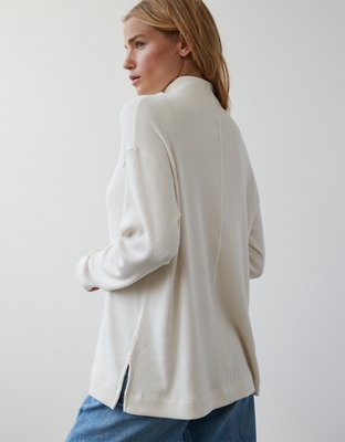 AE Oversized Long-Sleeve Mock Neck Tee