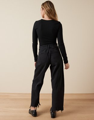 t*o様 SOMETHING AMERIACN SLEEVE ALL IN ON AE Long-Sleeve V-Neck Bodysuit | American Eagle