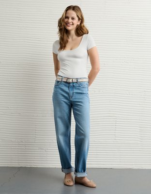 AE Body Estilo Playera con Cuello Bajo