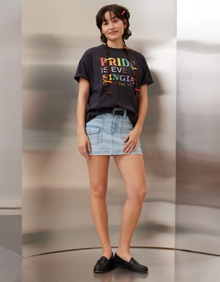 Женские футболки American Eagle AE Oversized Pride Graphic T-Shirt — фото 2