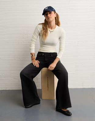 AE Long Sleeve Cozy Crew Neck T-Shirt