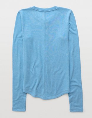 T-shirt cuello henley de mangas largas AE