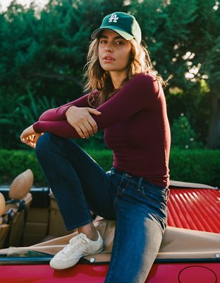 AE Cozy Crew Neck Long Sleeve T-Shirt