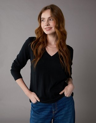 AE Long Sleeve Cozy V-Neck Top