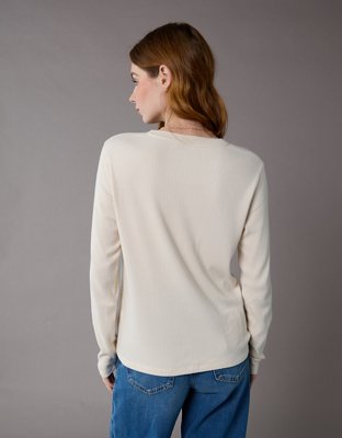 AE Long Sleeve Cozy V-Neck Top