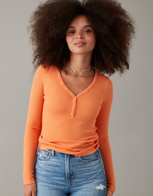 AE T-shirt Manga Larga con Cuello Henley y Textura tipo Waffle