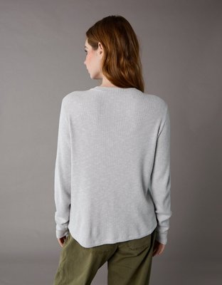 AE Long Sleeve Cozy V-Neck Top