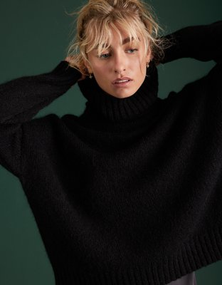 AE77 Premium Turtleneck Sweater