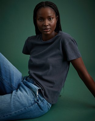 AE77 Premium Classic Crewneck T-Shirt