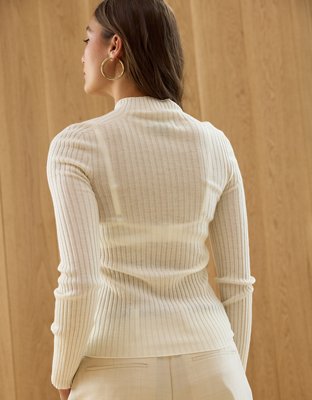 AE77 Premium Cashmere-Blend Turtleneck Sweater