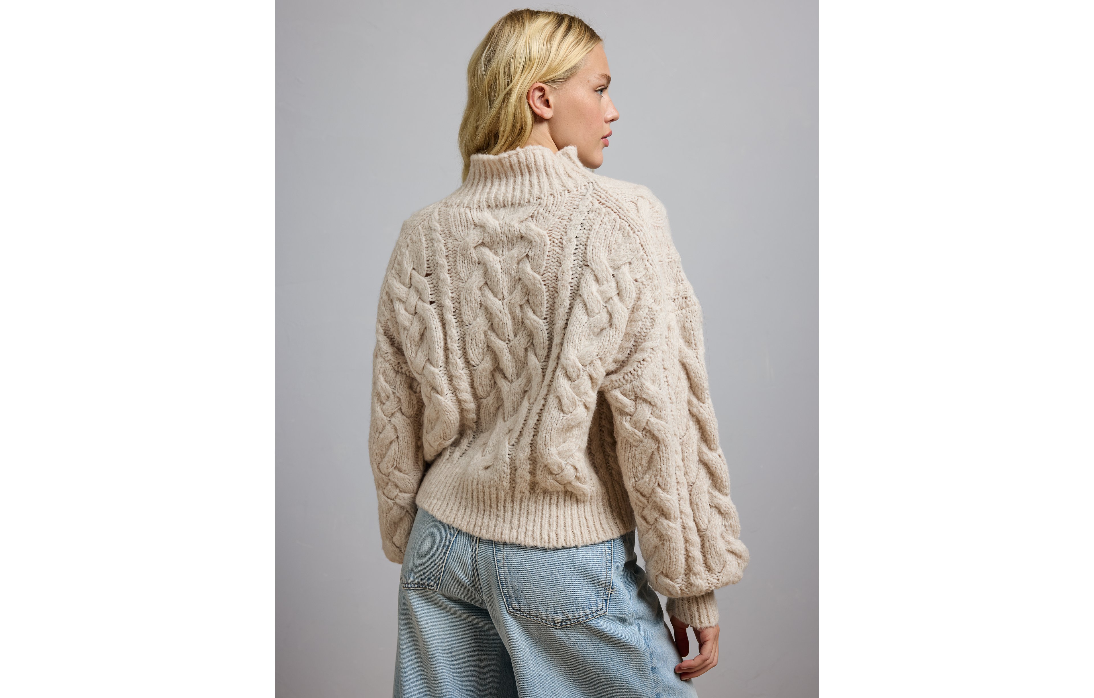 AE77 Premium Shrunken Cocoon Mock Neck Sweater