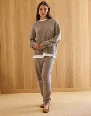 AE77 Premium Cashmere-Blend Crew Neck Boyfriend Sweater