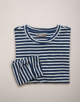 Женская футболка American Eagle AE77 Premium Long-Sleeve Boxy Striped, цвет: Индиго полосатый — фото 4