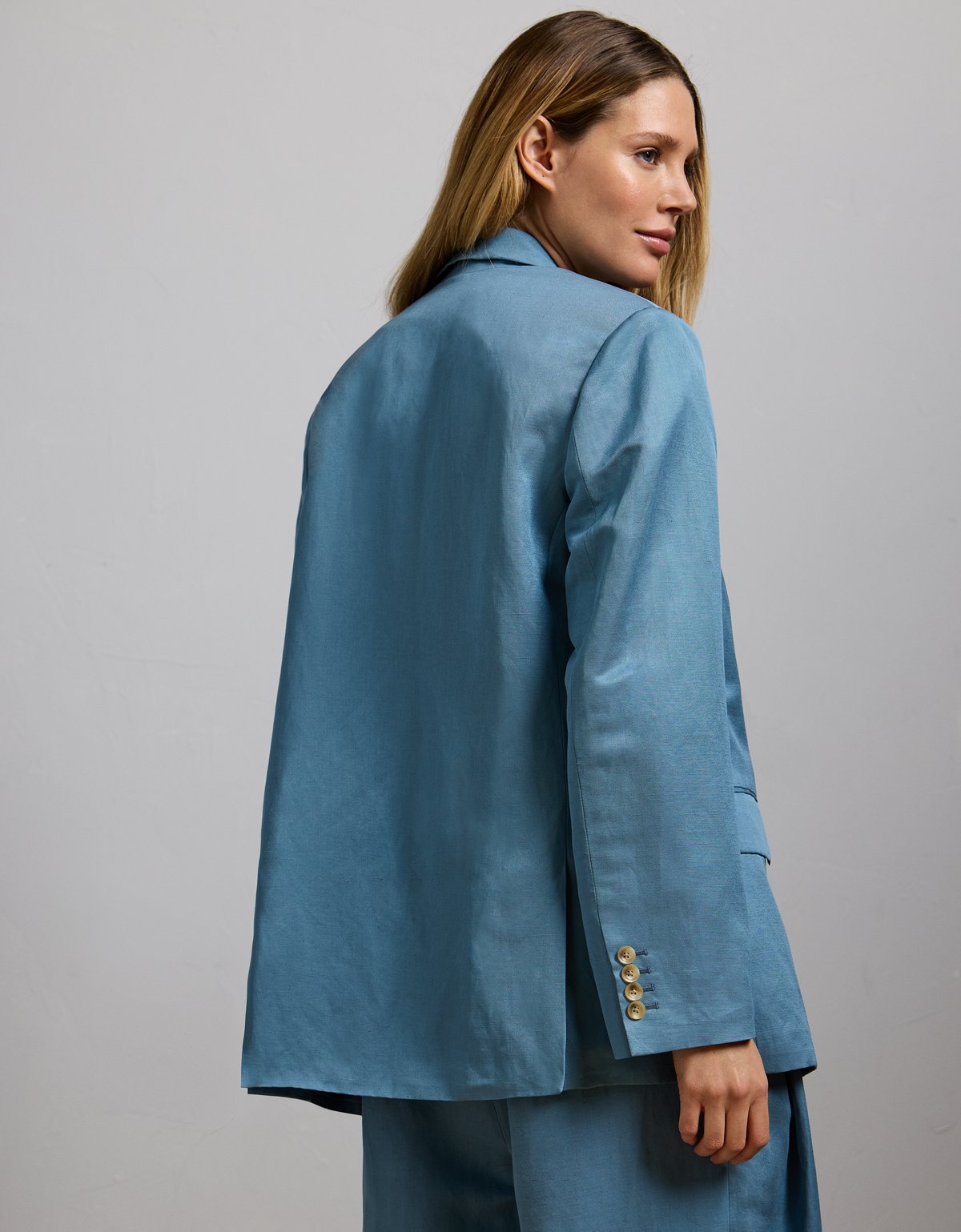 AE77 Premium Linen-Silk Blend Double-Breasted Blazer - image 3