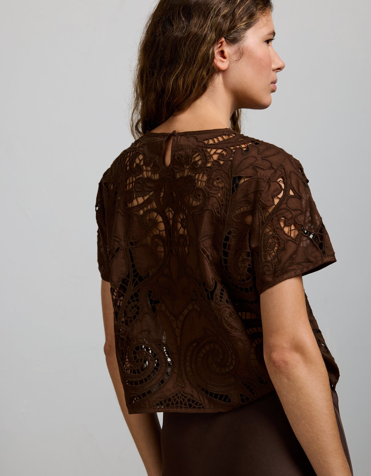 AE77 Premium Lace T-Shirt - image 2