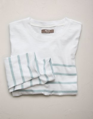 AE77 Premium Boxy Long-Sleeve T-Shirt