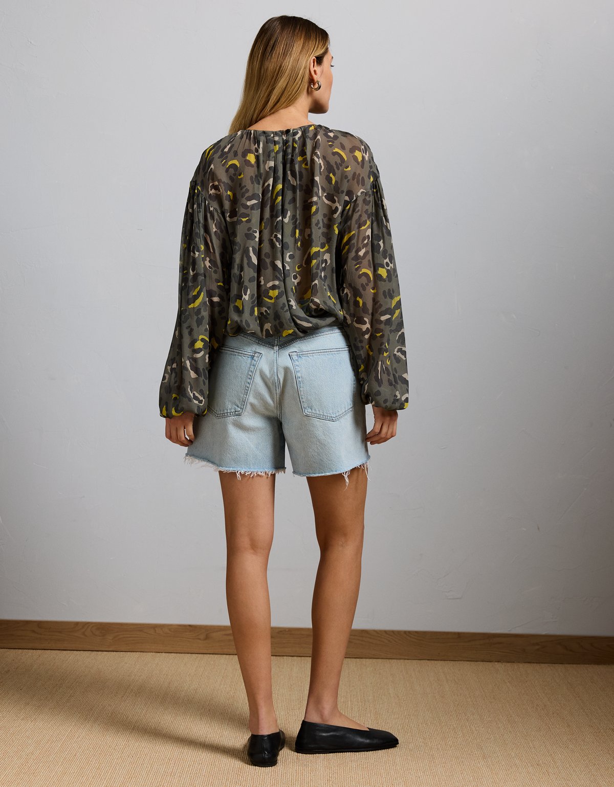 AE77 Premium Bubble Blouse - image 2