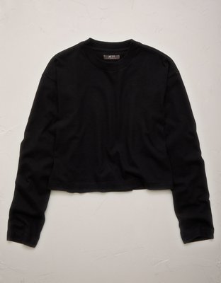 AE77 Premium Boxy Long-Sleeve Cropped T-Shirt