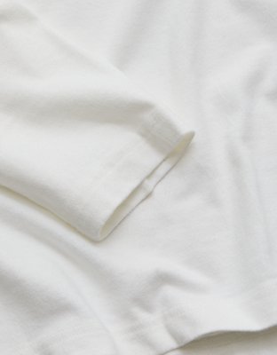 AE77 Premium Boxy Long-Sleeve Cropped T-Shirt