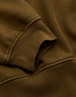 AE77 Premium Cropped Fleece Sweatshirt