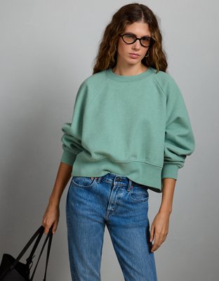 AE77 Premium Cropped Fleece Sweatshirt