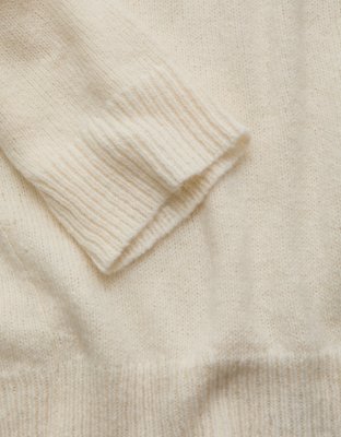 AE77 Turtleneck Sweater