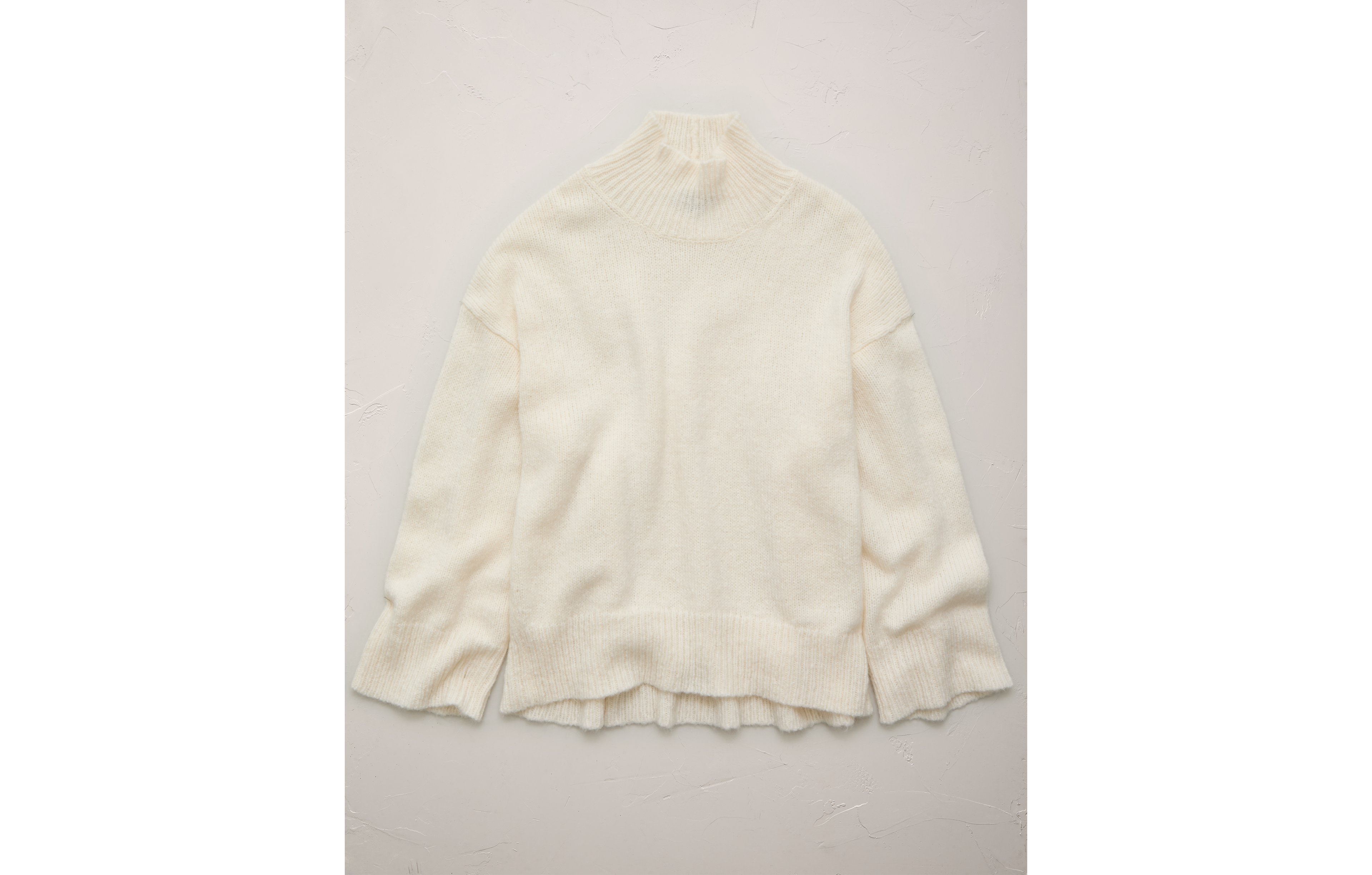 AE77 Turtleneck Sweater