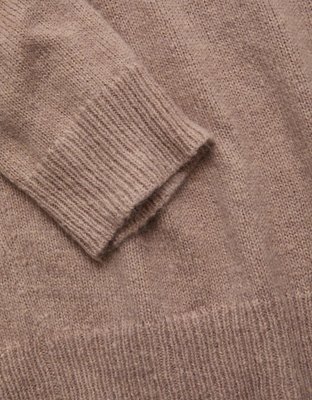 AE77 Turtleneck Sweater