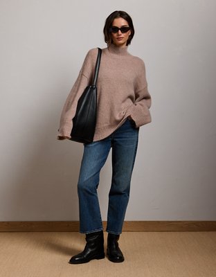 AE77 Turtleneck Sweater