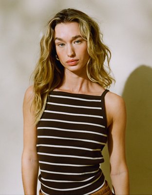AE77 Premium Straight Neck Tank Top