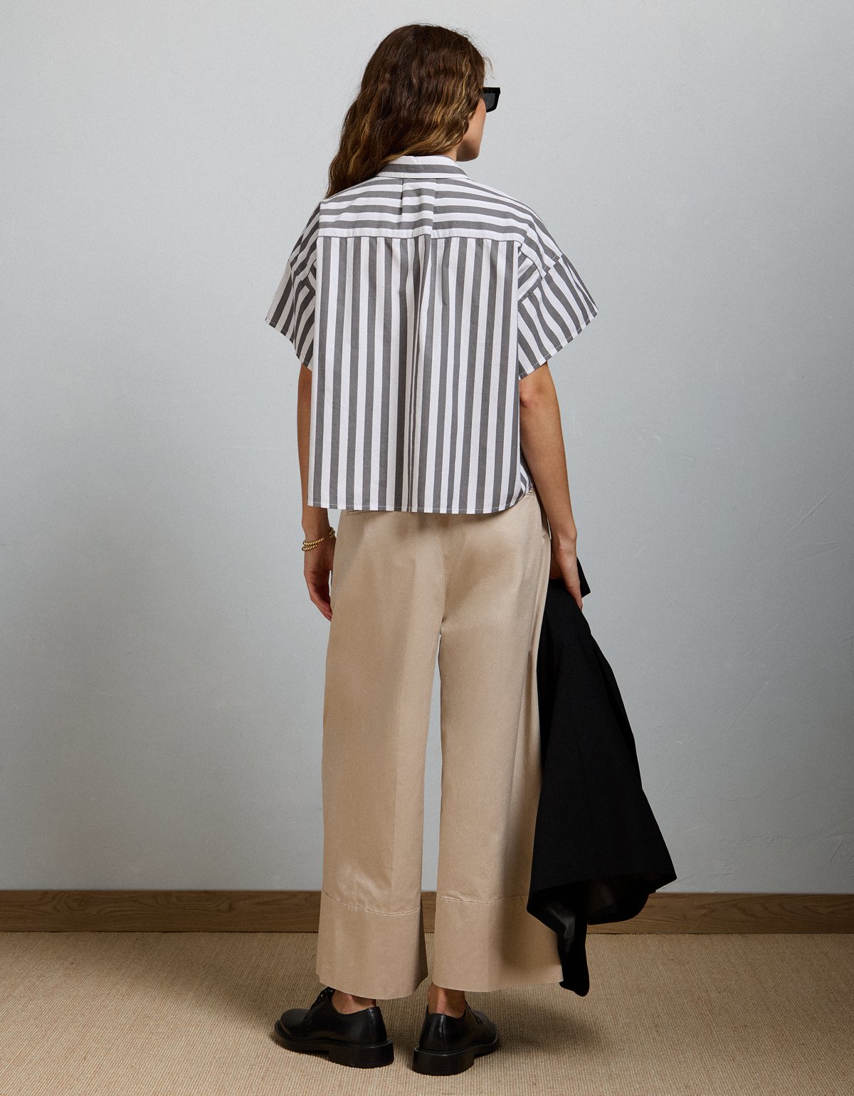 AE77 Short Sleeve Poplin Shirt - image 2