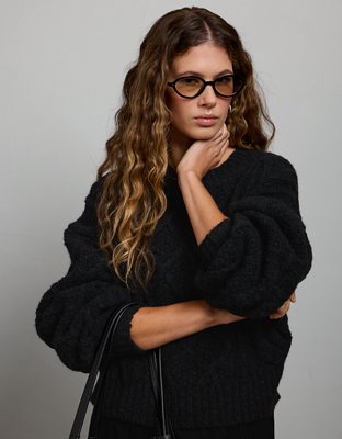 AE77 Premium Cable Sweater