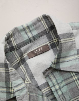 AE77 Cropped Flannel Shirt