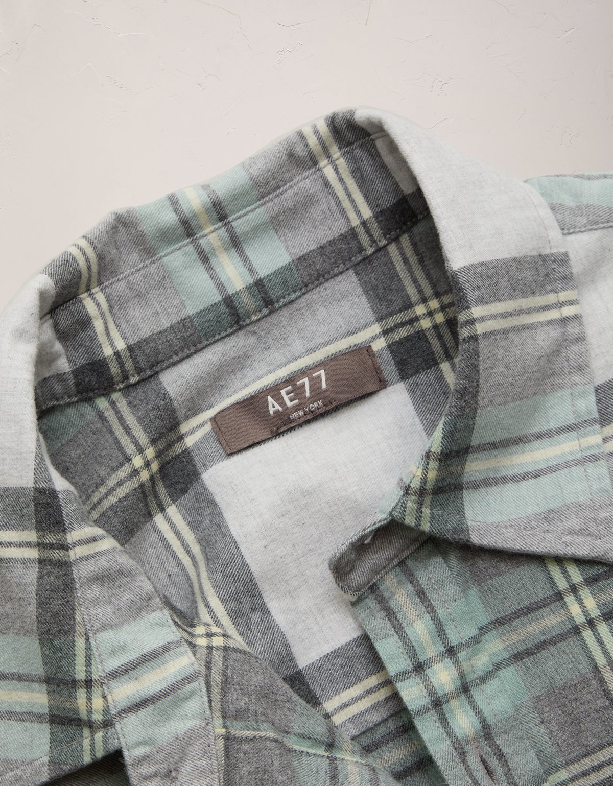 AE77 Cropped Flannel Shirt - image 4