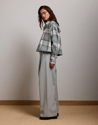 AE77 Cropped Flannel Shirt