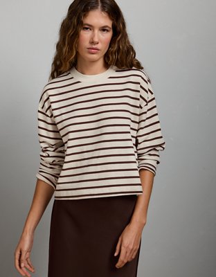 AE77 Premium Boxy Long-Sleeve Cropped T-Shirt